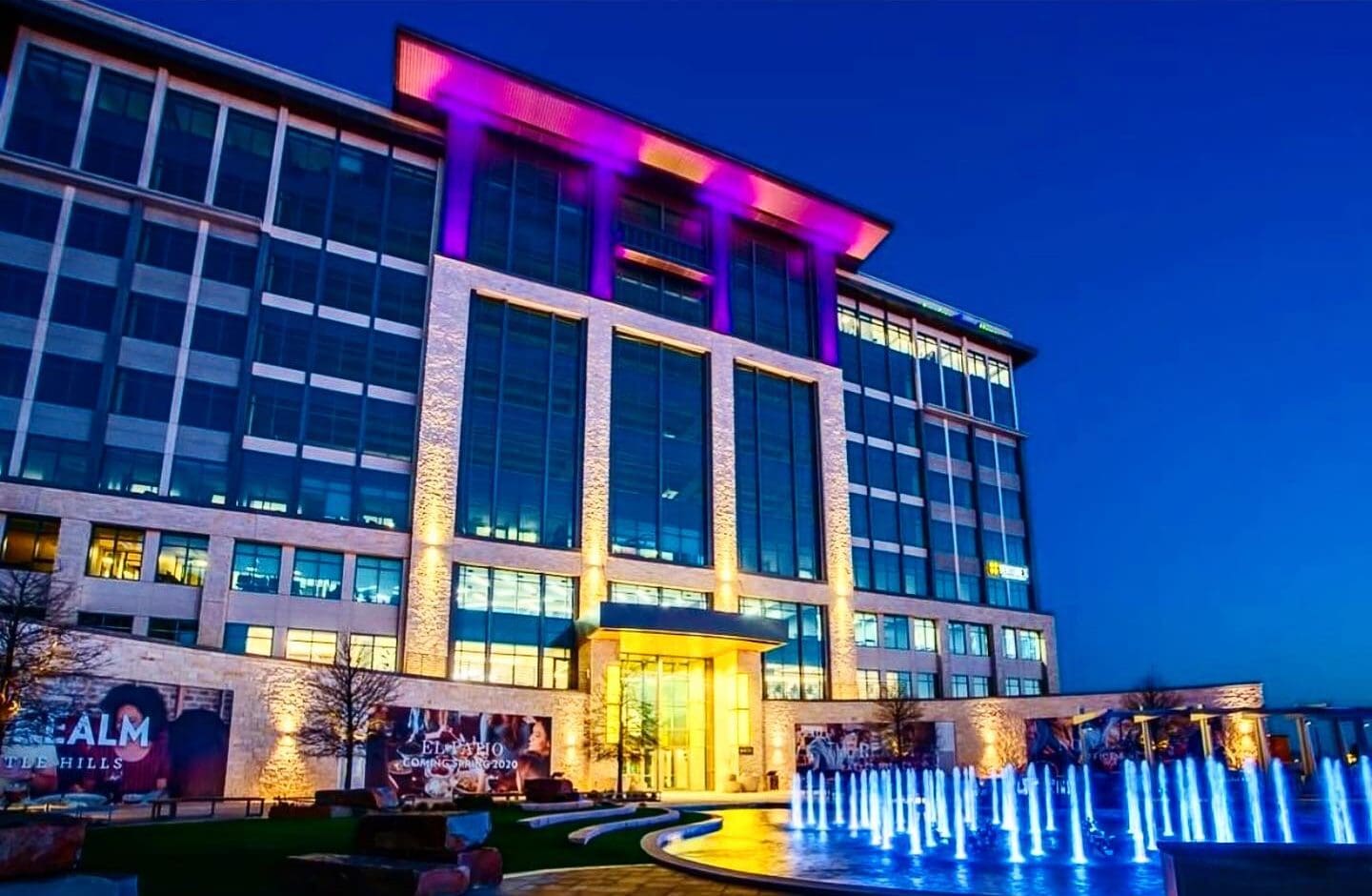 Making the lewisville salon transition for business ownership, gaining financial independence with this career change. Cachet Salons & Spa is the best salon suites in Lewisville, fort worth salon suites, hair salon suites in Fort Worth, lewisville salon studios for rent.