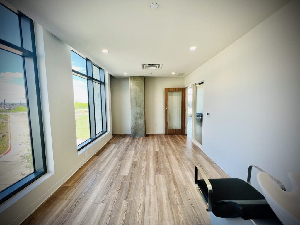 Fort Worth salon transition, transitioning your clients to your new booth rental. Learning more about suite ownership, and career advancement with Cachet Salons & Suites.